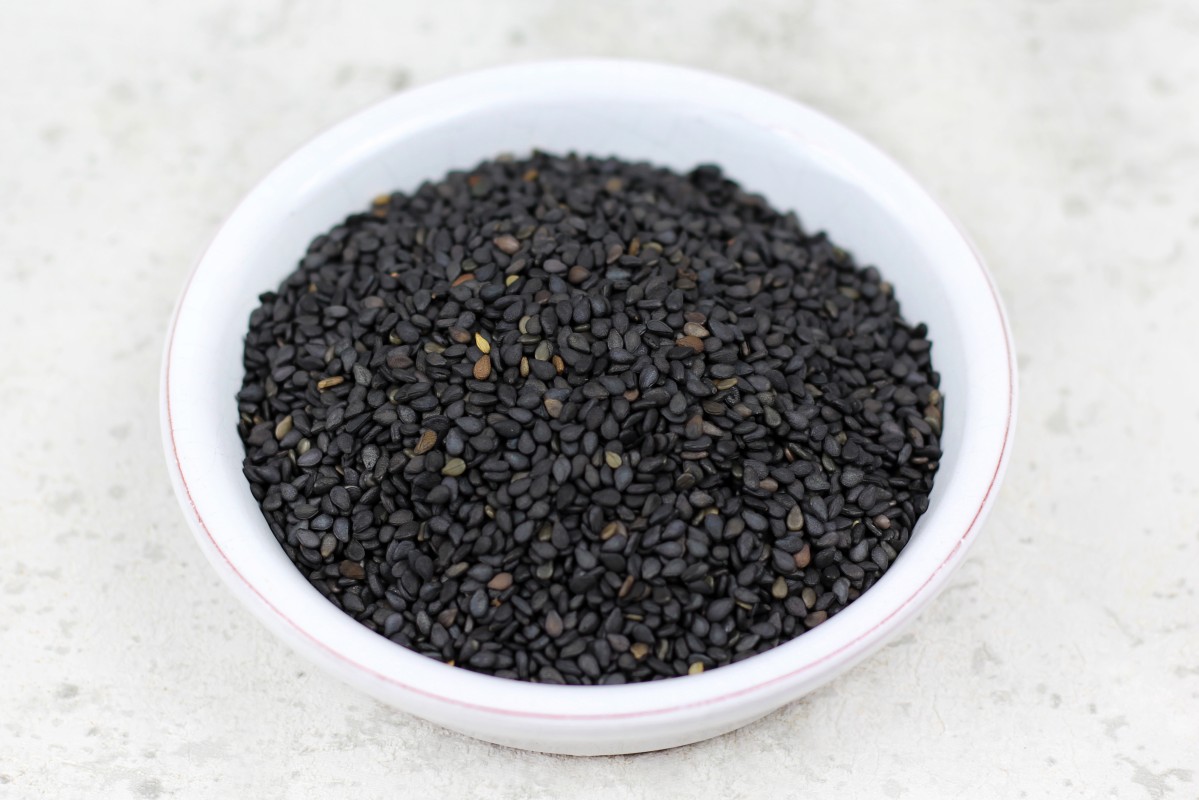Black Sesame Seeds 350g | Sindibad
