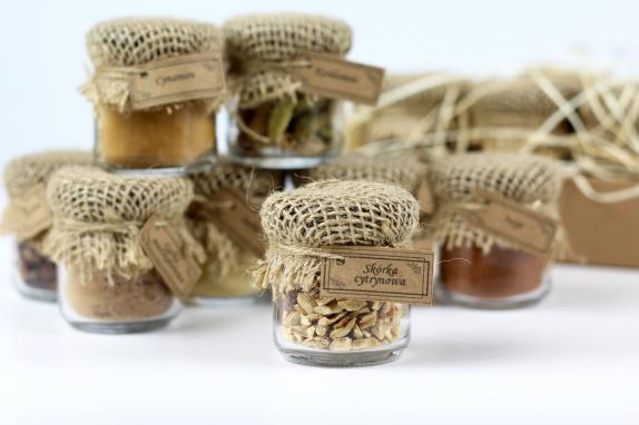8 Warming Spices for Mulled Wine Gift Set