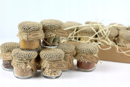 8 Warming Spices for Mulled Wine Gift Set | Sindibad