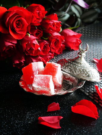 Lokum Owocowe Mix z Orzechami Laskowymi Turkish Delight 350g | Uğurlu