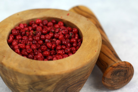 Red / Pink Peppercorns 260g | Sindibad